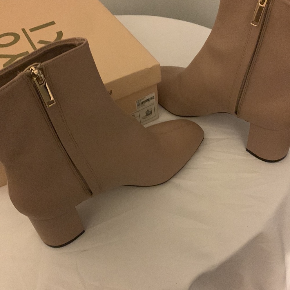 Mauve Color H&M Bootie - image 6